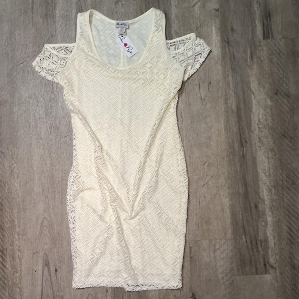 Urban Rose Cream Lace Open Back Dress Size 1X NWT Made USA Bridal Shower Party‎